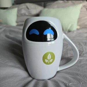 Disney Store: WALL-E - EVE Ceramic Coffee Mug/Cup Rarely Used - Picture 1 of 6