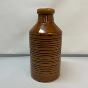 Jarrón de gres Tag Pottery textura acanalada 9" esmalte brillante marrón Vietnam pesado - Imagen 1 de 12