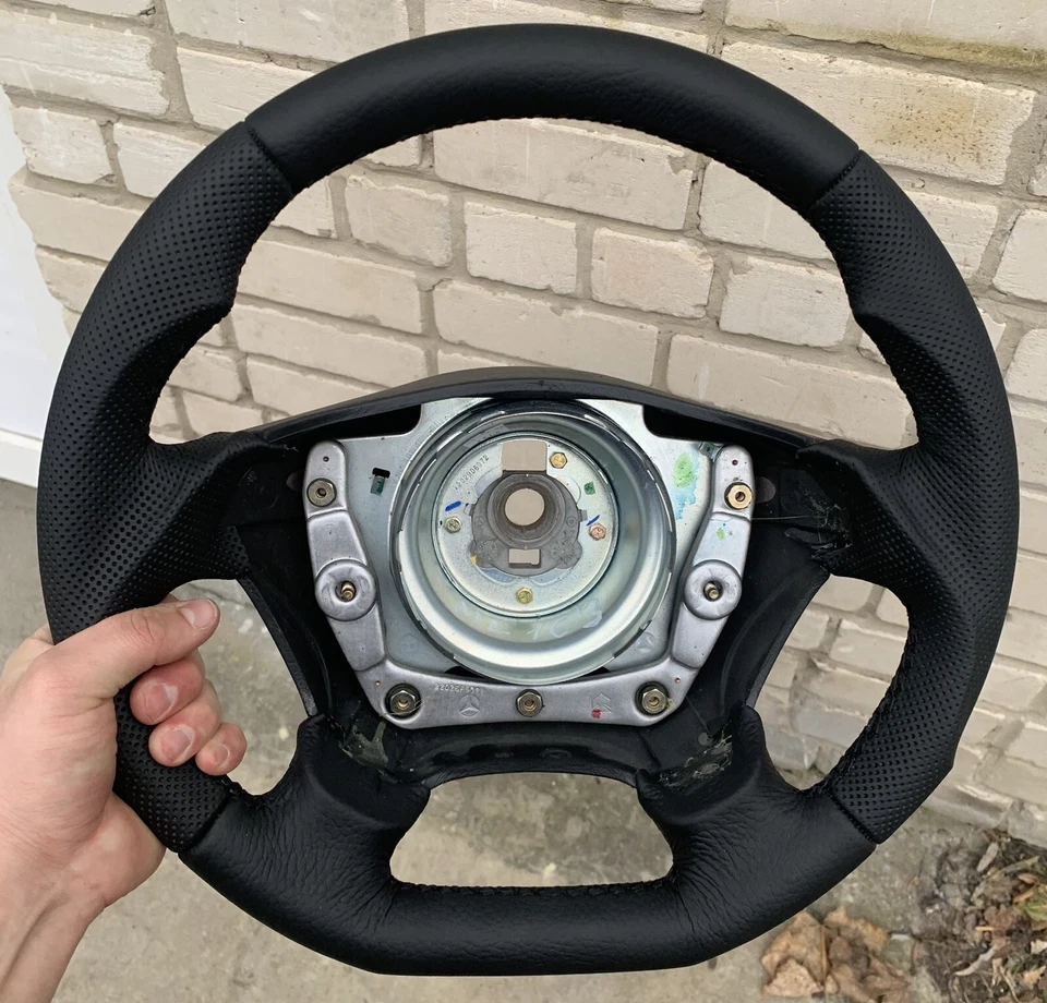 Volante fondo plano cuero mercedes-benz w163 ml430 ml320 ml350 Foto 1 de 4