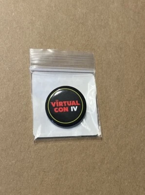Funko Pop con licencia oficial VIRTUAL CON IV 2020 NYCC Pin Button 2020 Funko Shop Foto 1 de 2