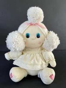 Gund Cloth Rag Doll Ivory White Cotton Yarn Pom Pom Hair 10" Vintage 1981 Rare - Picture 1 of 10