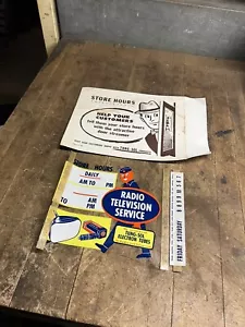 Insegna espositore vaporiera porta radio tubi elettroni Tung-Sol vintage nuova NOS Store Hours - Foto 1 di 10
