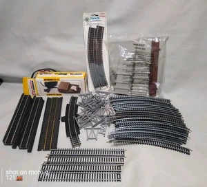 Interruptor de alimentación Bachman 39 rieles más extras vía tren escala Ho - Imagen 1 de 12