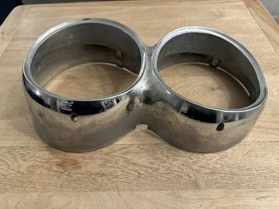 Buick LeSabre 1961 faro bisel puerta envolvente lado del pasajero Foto 1 de 4