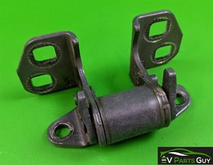 Tesla Model S 2012-2016 FRONT DOOR UPPER HINGE - RIGHT, PASSENGER - 6009549-00-B - Foto 1 di 3