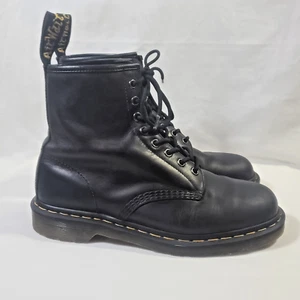 Dr. Martens Men's 1460 Smooth Leather Oil Resistant Boots Air Wair Black Size 9 - Picture 1 of 13
