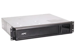 APC Smart-UPS 750 VA avec AP9630 & Rails // Batteries neuves // SMT750RMI2UC - Photo 1/5