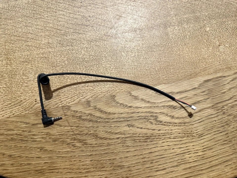 ✅ Data Cable 2.5mm 1x Jack + Male 4 Pin for SIKU Control 1:32 Cable ✅ - Image 1 of 3