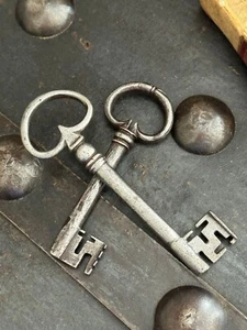 2 Chiavi Italiane XVII- XVIII Sec. Old Key Ancienne Clef Alte Schlüssel - Foto 1 di 13
