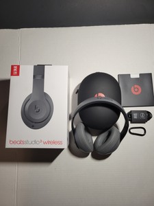 Beats by Dr. Dre Studio3 Gray 
