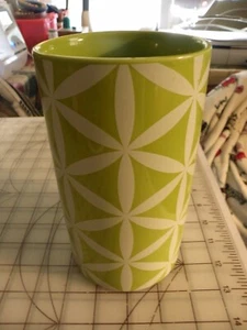 VTG 8" CERAMIC GREEN WHITE VASE FTD ROUND - Picture 1 of 3