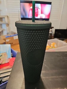 Starbucks 2022 Tachonado Mate Verde Oscuro Venti 24 OZ Vaso Taza Fría Tapa Pajita - Imagen 1 de 3