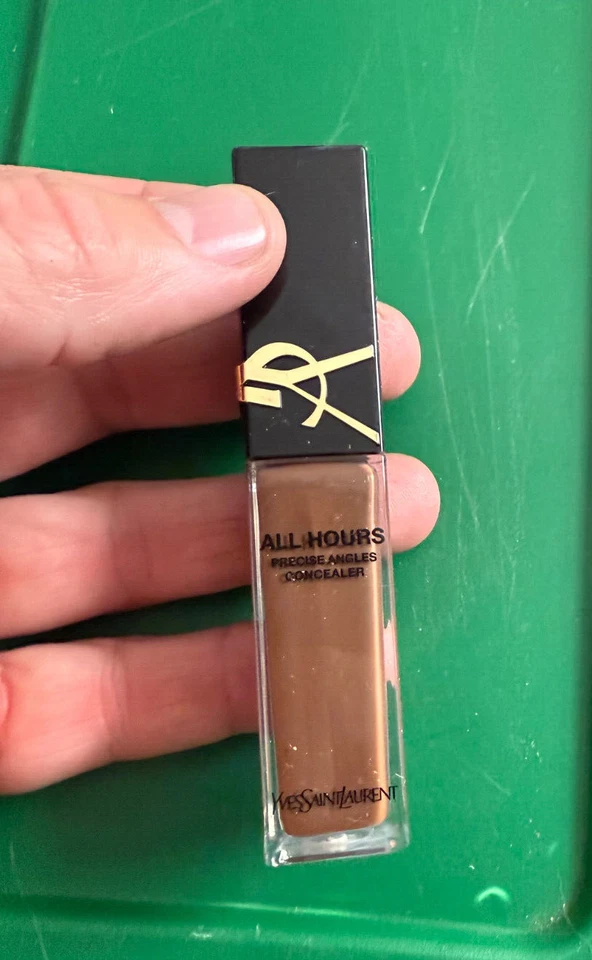 Yves Saint Laurent All Hours Precise Angles Face & Eye Concealer 0.50oz  DW7 R6 - Image 1 of 2