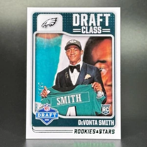 Fútbol americano Panini Rookies & Stars 2021 #DC-8 DeVonta Smith novato verde/25 radiocontrol - Imagen 1 de 2