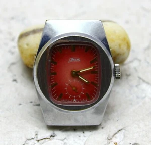 Pobeda Mens Vintage Wrist Soviet Watch Vintage 1960 USSR Rare Serviced - Picture 1 of 6