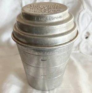 Vintage Mirro Aluminum Smoothie Mixer and Measure 1 Cup to Top 4" Tall - Picture 1 of 7