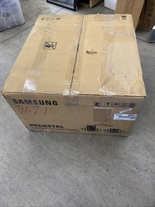 Samsung 27" WE402NP Platinum Pedestal for Smart Front Load Washer and Dryer - Picture 1 of 7