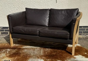 Good quality Vintage Danish 2 Leather Sofa Settee 10+ Years Old - Picture 1 of 12