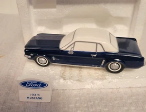 Oldtimer Department 56 Holiday Snow Village Oldtimer 1964 1/2 Ford Mustang - Bild 1 von 6