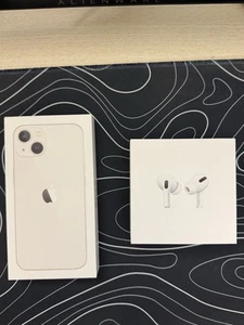 Apple iPhone 13 Unlocked Starlight - Afbeelding 1 van 11