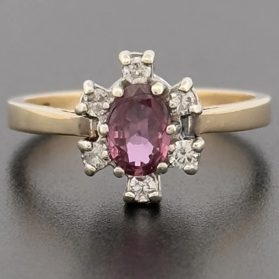 Anillo con racimo de diamantes y rubíes de oro amarillo de 9 quilates talla L con sello Foto 1 de 1