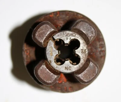 RIDGID 00-R NPT 3/8" Exposed Manual Ratchet Threader Die - Image 1 of 4