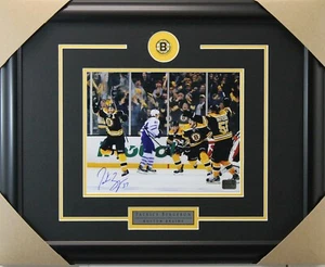 Patrice Bergeron signed autograph Boston Bruins 8x10 framed - Picture 1 of 1