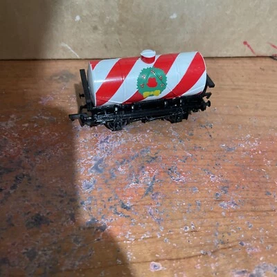 Bachmann Thomas Train HO OO Christmas Holiday Candy Cane Tanker RARE!!! Hornby - Image 1 of 4