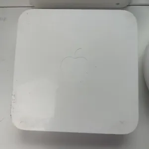 Apple AirPort Extreme 2nd Generation A1143 Wifi Wireless Router Box Only - Picture 1 of 4