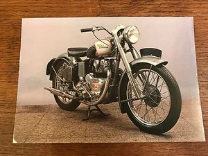 Postal vintage Royal Enfield 1951 500 doble museo nacional de motocicletas - Imagen 1 de 4