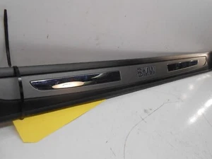 BMW 750 2006 moldeo del alféizar trasero izquierdo fabricante de equipos originales 7051871/8223551 br0164 - Imagen 1 de 9