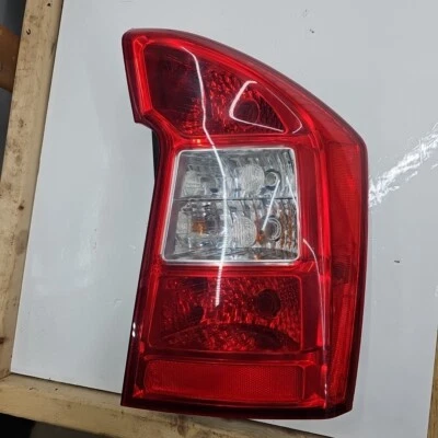 2007 2008 2009 2010 2011 2012 Kia Rondo Passenger Right Tail Light Taillight  - Image 1 of 3