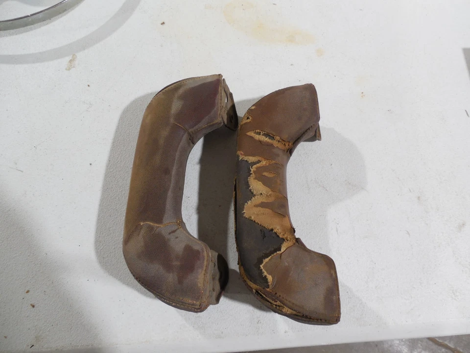 Plymouth 1949, Chrysler Deluxe reposabrazos de dos puertas Foto 1 de 4