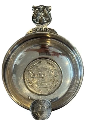 Cenicero Colombia Bogotá 900 Plata 1932 Diez & Cincuenta Centavos Monedas RM o AM Foto 1 de 4