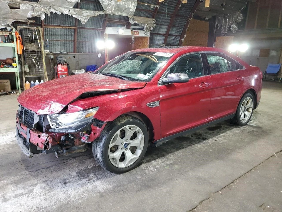 (LOCAL PICKUP ONLY) Roof Glass Assembly Fits 10-19 TAURUS 2000323 - Image 1 of 4