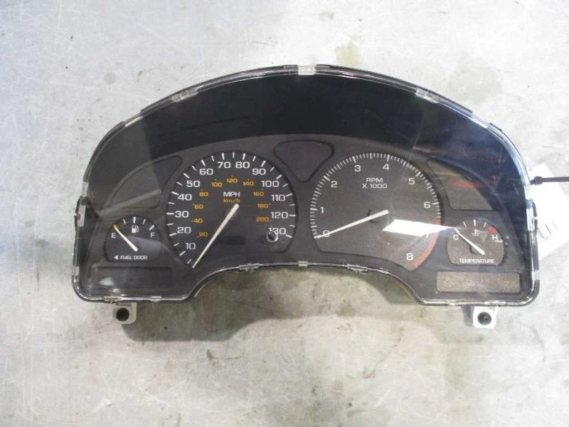 Velocímetro US DOHC Cluster se adapta a 00-01 SATURN S SERIES 48236 Foto 1 de 3