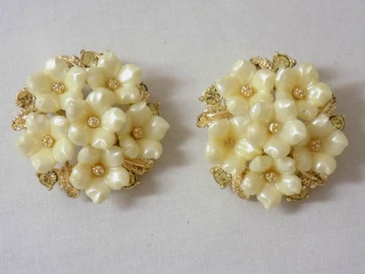 Vintage 1950s STAR Light Lemon Rhinestone & Moonglow Lucite Clip Earrings - Image 1 of 4
