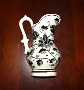 Vintage seltene Wandvase mit Blumendekor handbemalt 8" - Bild 1 von 4