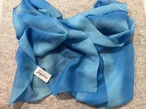 scarf JACLYN SMITH 13 x"56" vintage  100% silk  Varigaged Blue Italy vintage - Picture 1 of 7
