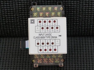 Quadrato D 8009-DN164 16 Ingresso funzioni 24 V GS - Foto 1 di 6