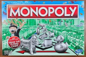 Monopoly Classic Game Edition Family Original Genuine Hasbro - Picture 1 of 7
