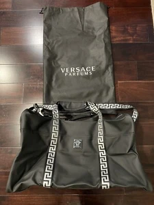 New Versace Parfum Black Silver Duffle Duffle Traveler Weekender Gym Travel Bag - Picture 1 of 5