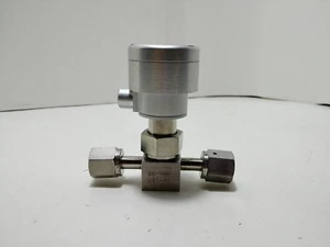Swagelok Nupro SS-4BK Pneumatic Valve - Picture 1 of 6