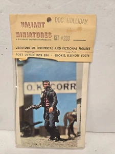 Vintage New In Package Valiant Miniatures #203 Doc Holiday Metal Toy Soldier - Bild 1 von 2