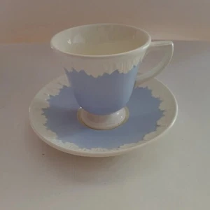 Marked Wedgewood Porcelain White Pastel Blue Teacup Saucer Etruria & Barlaston - Picture 1 of 8