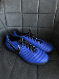 Nike Tiempo Trainers in Football Boots 