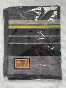 Scotty Cameron Horizon Golf Towel 36.5" x 19" Gray/Yellow Gallery - Picture 1 of 2