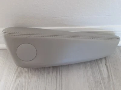 2007-2010 GMC ACADIA 2-Й РЯД СИДЕНЬЕ ПОДЛОКОТНИК ЛЕВЫЙ СО СТОРОНЫ ВОДИТЕЛЯ OEM * - Изображение 1 из 4