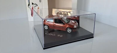 VITESSE PORTUGAL RENAULT CLIO 1998 NB  1/43 réf Renault 7711149012 - Photo 1/4