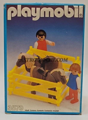 PLAYMOBIL SYSTEM 3579 BAMBINI CON PONYI VINTAGE '80 NEW IN BOX GEOBRA - Immagine 1 di 4